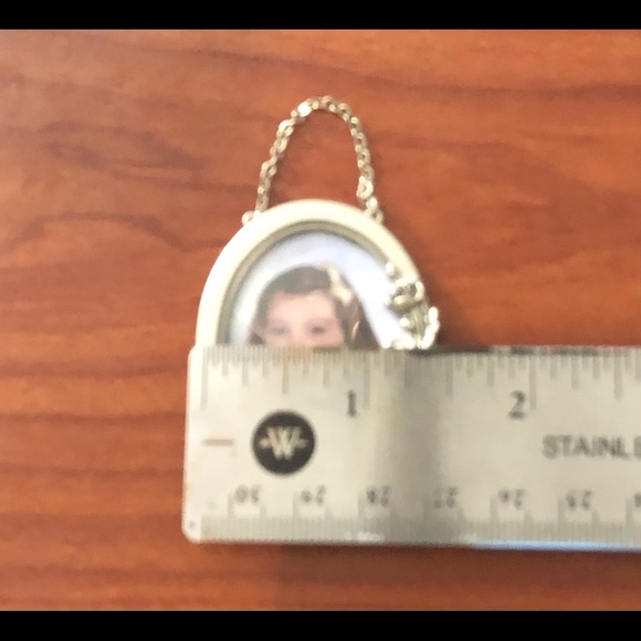 Hallmark Mini Photo Frame / Pendant / Christmas Ornament - Picture 5 of 6